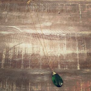 Beautiful Necklace w/ Emerald Pendant!